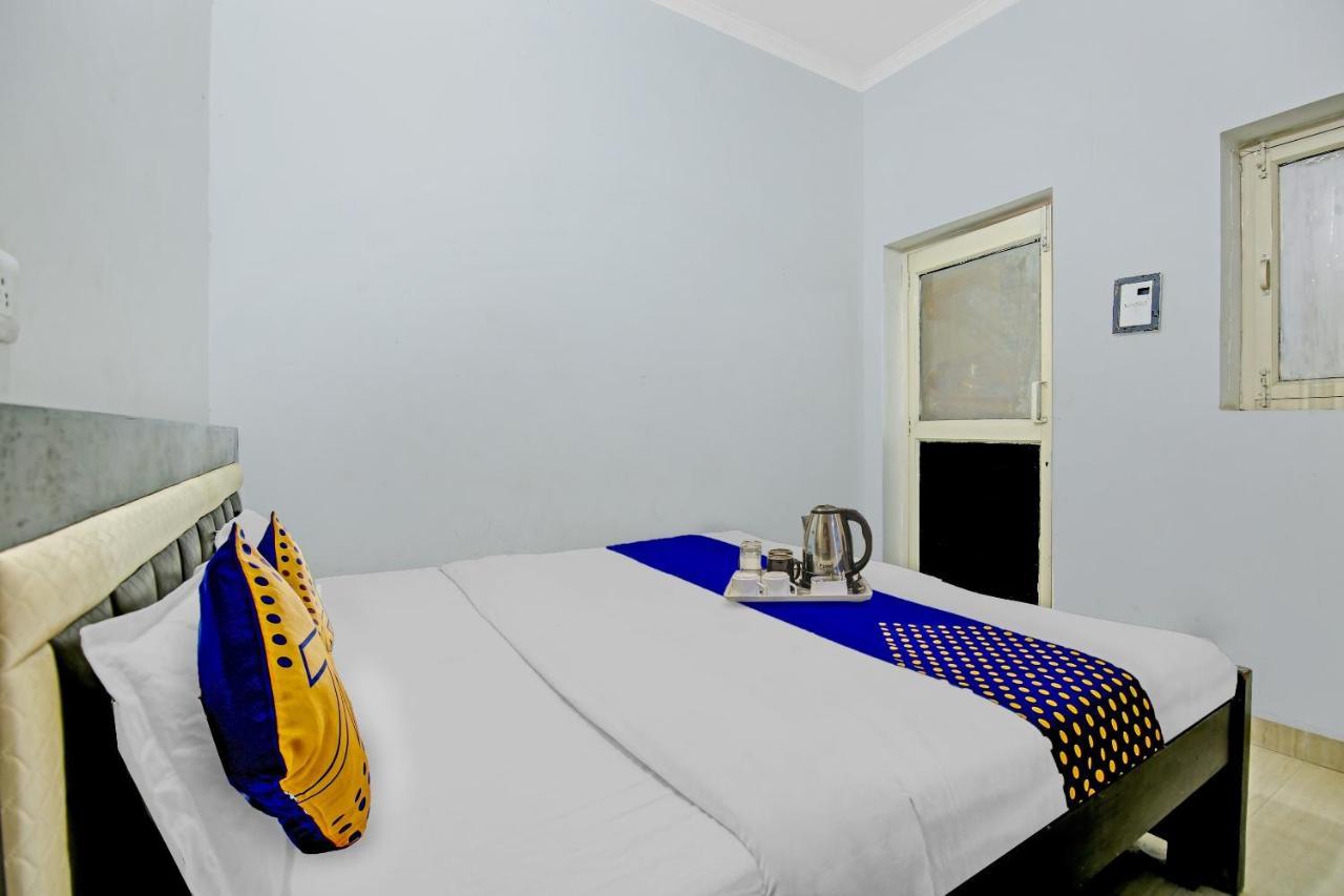 סוניפאט Spot On Shree Naman Guest House מראה חיצוני תמונה