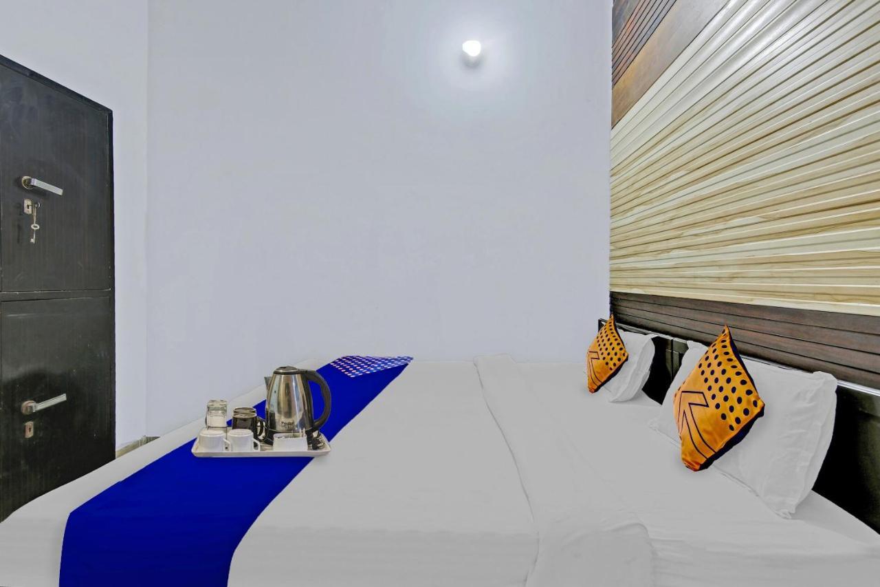 סוניפאט Spot On Shree Naman Guest House מראה חיצוני תמונה