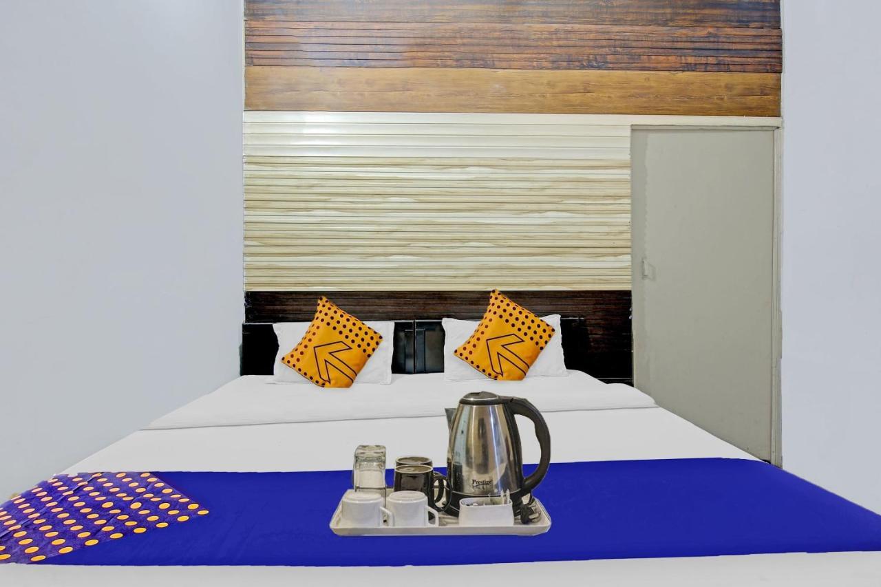 סוניפאט Spot On Shree Naman Guest House מראה חיצוני תמונה
