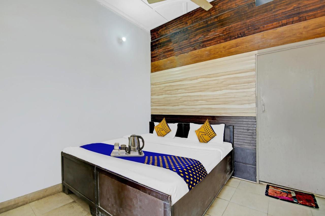 סוניפאט Spot On Shree Naman Guest House מראה חיצוני תמונה